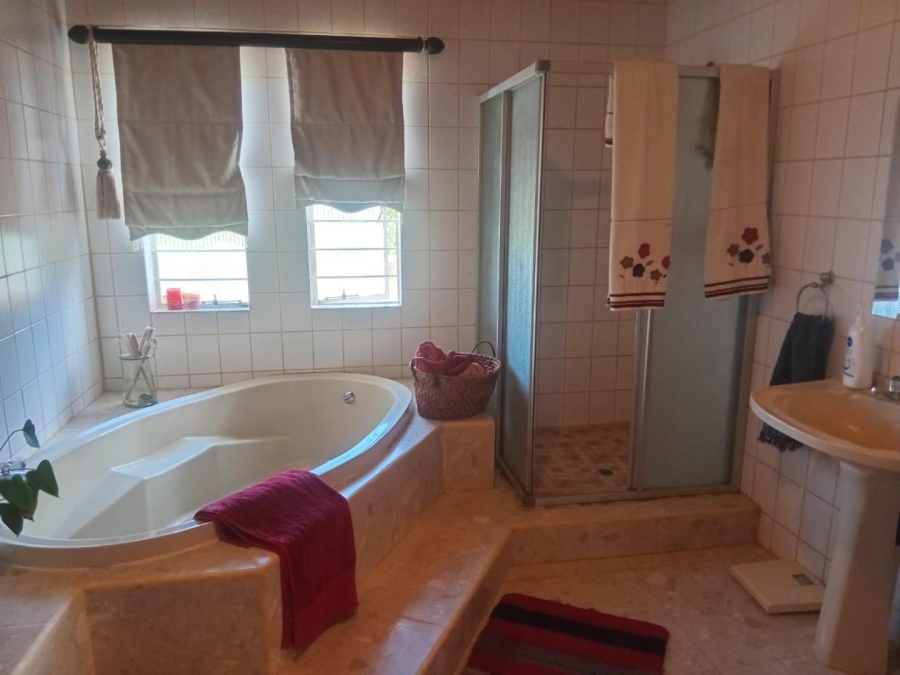 6 Bedroom Property for Sale in Alabama North West